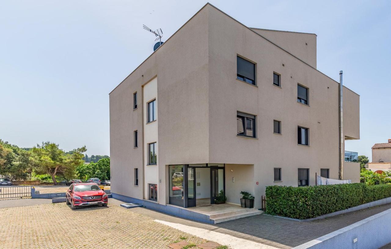 Paradiso Luxury Apartment, Ρόβινι Εξωτερικό φωτογραφία